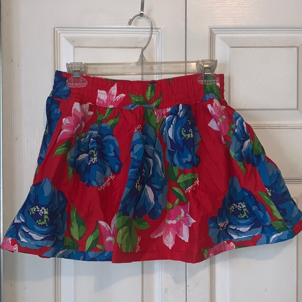 Cute summer Hollister miniskirt worn once
